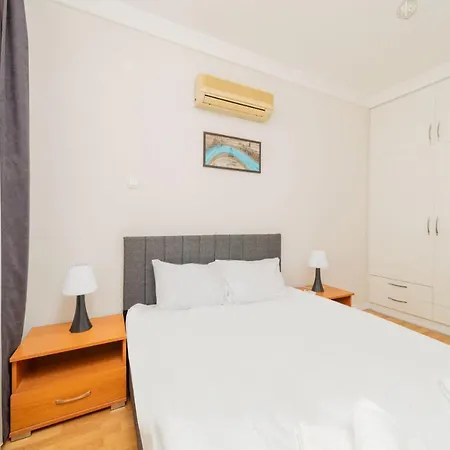 Chic Flat W Balcony 3 Min To Beach In Apartment