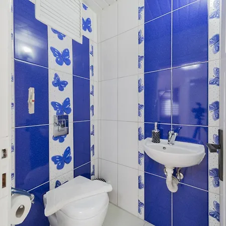 Chic Flat W Balcony 3 Min To Beach In Apartment *